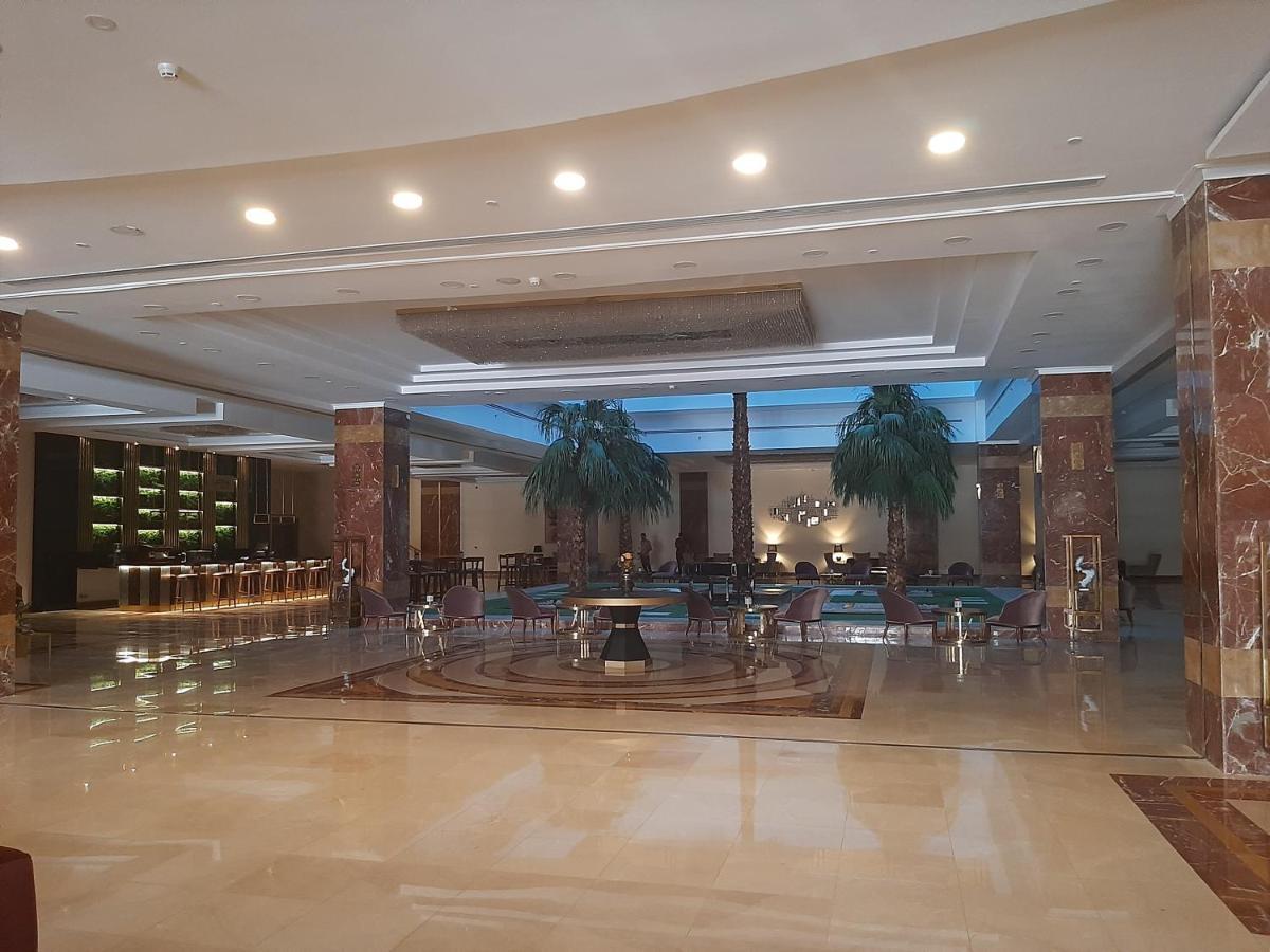 Tolip Gardens Hotel Каир Экстерьер фото The lobby of the hotel